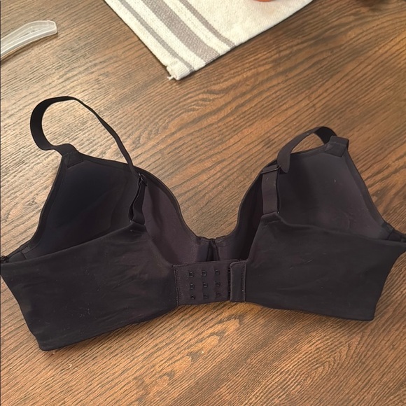 Soma Black Women's Enbliss full coverage bra. Size 38c - Picture 2 of 4